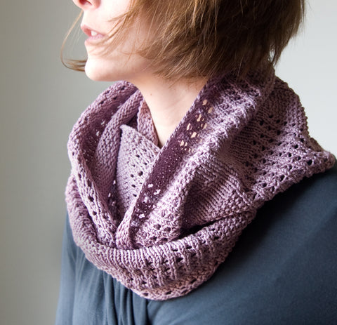 New Free Pattern: Canaletto Cowl for Spring. Spring?